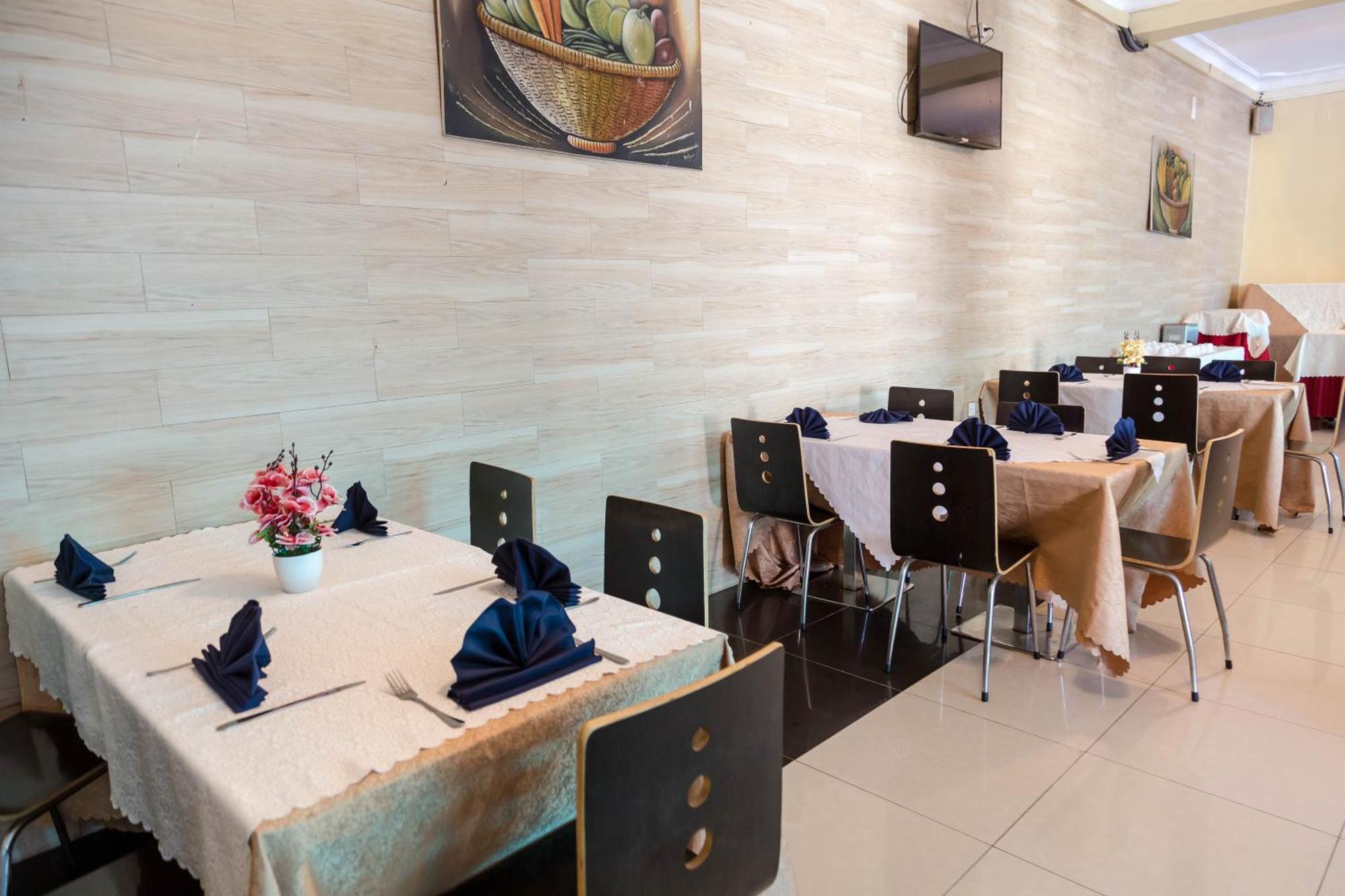Olympic Hotel Kigali Buitenkant foto